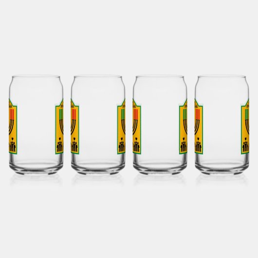 Kwanzaa Umoja Dosenglas (Rechts)