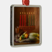 Kwanzaakerzen und -nahrung ornament aus metall (Rechts)