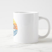 Kyle Retro-Sonnenuntergangs-Name-Design Jumbo-Tasse (Rechts)