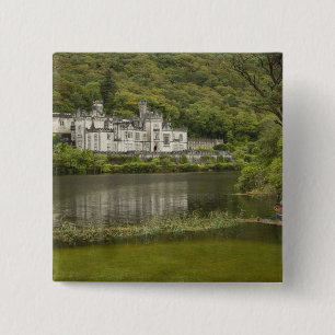 Kylemore-Abtei, County Galway, Irland, Button