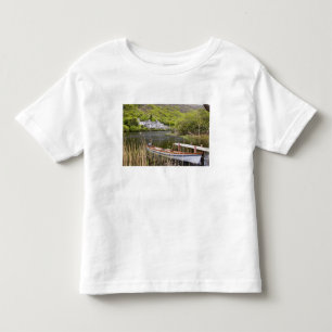 Kylemore-Abtei, Irland. Kylemore Abbey ist Kleinkind T-shirt