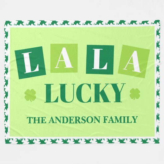 La La Lucky St. Patrick’s Day Personalized Blanket Fleecedecke (Vorderseite (Horizontal))