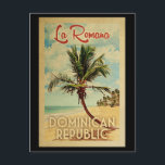 La Romana Palm Tree Vintage Postkarte<br><div class="desc">Ein einzigartiges Retro Mitte des Jahrhunderts moderne La Romana Dominikanische Republik Kunstdruck in Vintage Reise Poster Stil. Es verfügt über eine geschwungene Palme am Sandstrand mit Ozean unter einem blauen bewölkten Himmel.</div>