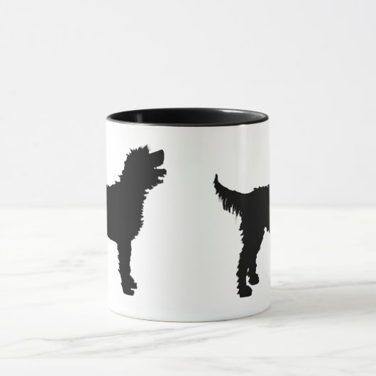 Labradoodle Hund (im Schwarzen) Tasse (Zentrum)