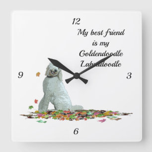 Labradoodle Hund in Blätter Wall Clock Quadratische Wanduhr