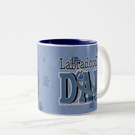 LabraDoodle VATER Zweifarbige Tasse (VorderseiteRechts)