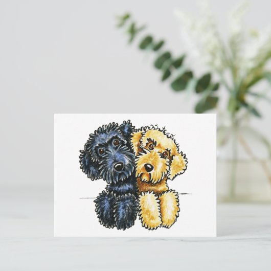 Labradoodles Schwarz Gelb verschraubt Postkarte (Stehend Vorderseite)