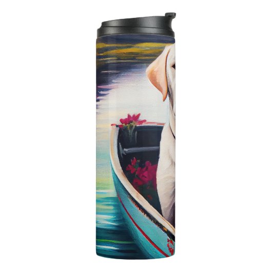 Labrador auf einem Paddle: Ein Landschaftliches Ab Thermosbecher (Nach links gedreht)