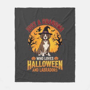Labrador Halloween Oma Hundedesign_1 Fleecedecke