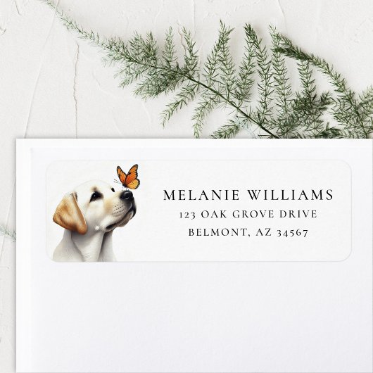 Labrador mit Monarch Butterfly-Rücksendeadresse