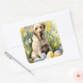 Labrador mit Ostereiern Quadratischer Aufkleber (Umschlag)