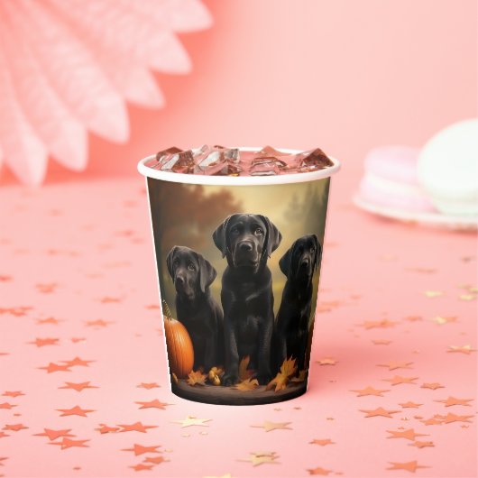 Labrador Puppy Autumn Delight Pumpkin Pappbecher (Insitu)