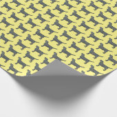 Labrador Retriever Dog Silhouette Y&B Grid Yellow Geschenkpapier (Ecke)