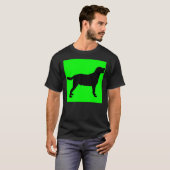 Labrador Retriever Green Background T-Shirt (Vorne ganz)