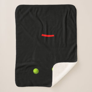 Labrador Retriever Hund mit gelbe Labrador-Tennisb Sherpadecke