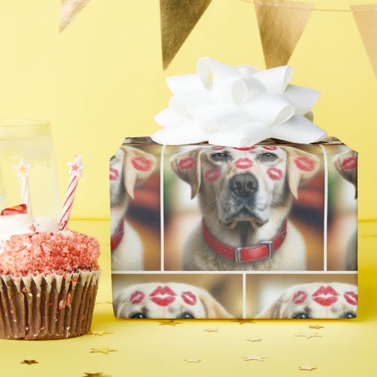 Labrador Retriever mit Lipstick Kisses Geschenkpapier (Geburtstagsparty)