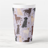 Labrador Retriever Paws and Bones Latte Tasse (Vorderseite)
