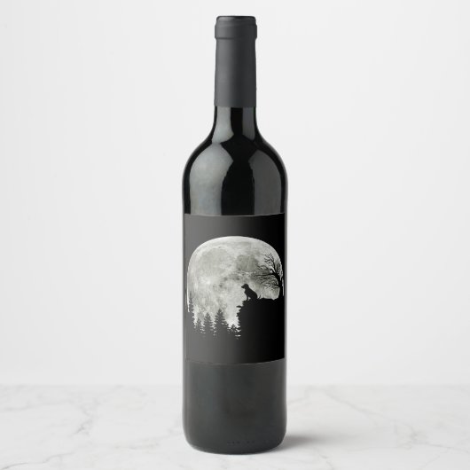 Labrador Retriever Stand on Mountain Halloween Weinetikett (Vorderseite)