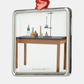 Labradortabelle mit Chemikalien Ornament Aus Metall (Links)