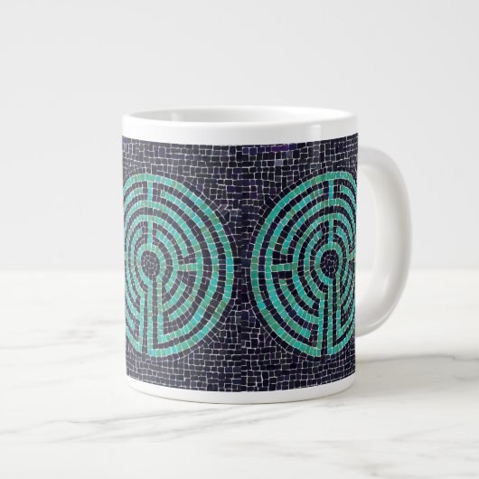 LABYRINTH III Big White Tasse (Vorderseite Rechts)