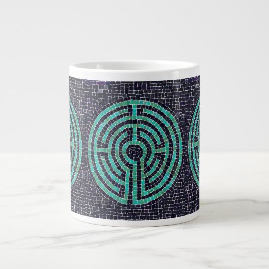 LABYRINTH III Big White Tasse (Vorderseite)