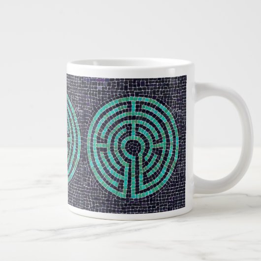 LABYRINTH III Big White Tasse (Rechts)