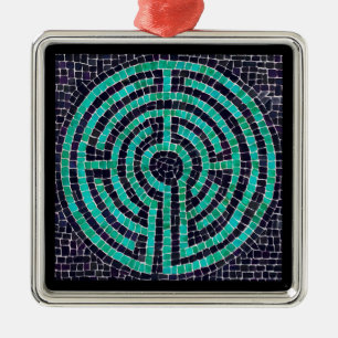 LABYRINTH III Premium Square Ornament Aus Metall