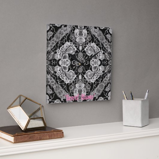 Lace Floral Harmony Quadratische Wanduhr (Büro)