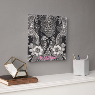 Lace Floral Harmony Quadratische Wanduhr