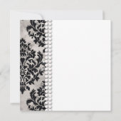 Lace Pearl Damask Schwarz-weißes formales Brautpar Einladung (Rückseite)