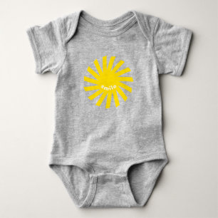 Lächelgelbe Sonne hell fröhlicher Spaß modern f Baby Strampler