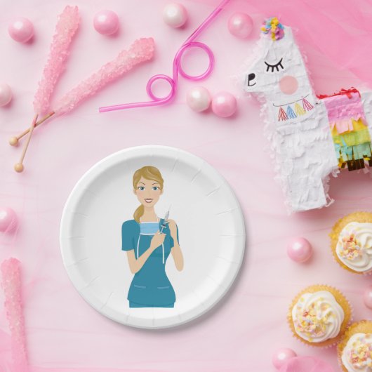 Lächeln der Krankenschwester mit Spritze Pappteller (Party)