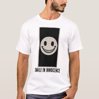 Lächeln im Innocence-T - Shirt
