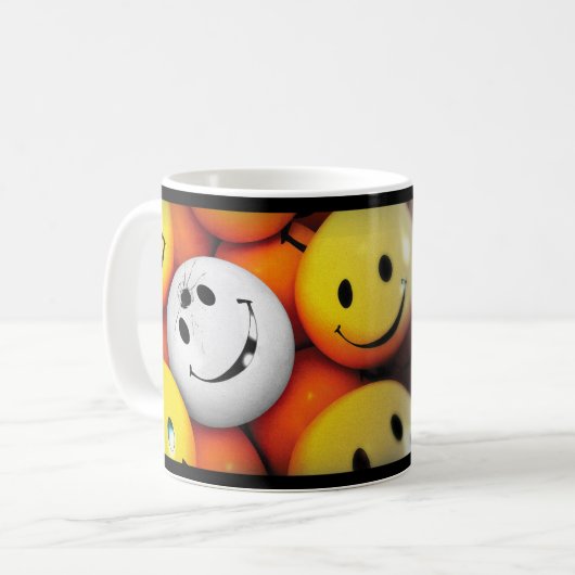 "Lächeln! (Oder etwas)" Homefront-Tasse Kaffeetasse (Vorderseite Links)