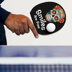 Lächeln sind kostenlos, genau wie die Freude an Zu Tischtennis Schläger