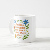 Lächeln steht dir gut - Tasse (Vorderseite Links)