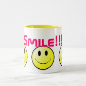 Lächeln!!! Tasse (Mittel)