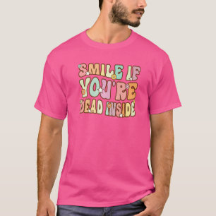 Lächeln, wenn du im Retro-Regenbogen tot bist Männ T-Shirt