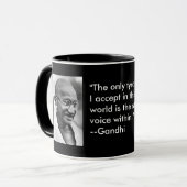 Lächelnd Gandhi Tasse (Vorderseite Links)
