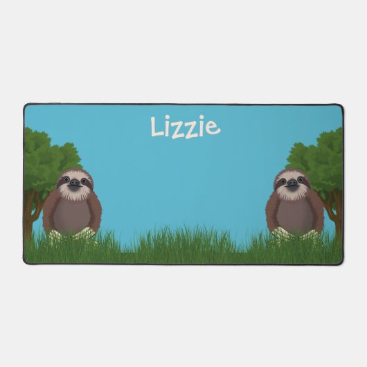 Lächelnd Niedliches Faultier Mit Monogramm Schreibtischunterlage (Vorderseite)