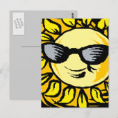 Lächelnde gelbe Sonne mit Schatten Postkarte (Vorne/Hinten)