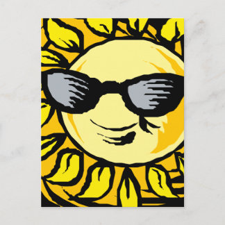 Lächelnde gelbe Sonne mit Schatten Postkarte
