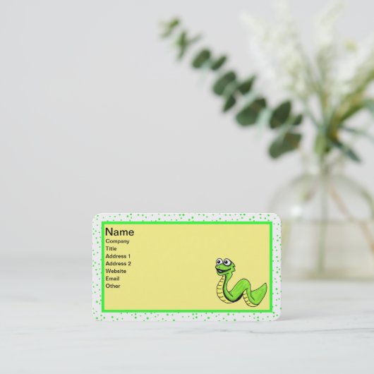 Lächelnde, helle Cartoon, grüne, gelbe Schlangenpu Visitenkarte (Stehend Vorderseite)
