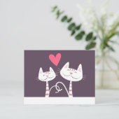 Lächelnde Katzen in der Liebe Lila Postkarte (Stehend Vorderseite)