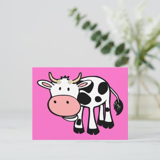 Lächelnde Kuh mit Daisies Postkarte (Stehend Vorderseite)