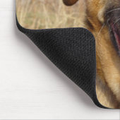 Lächelnde Labrador-Sonnenbrille Mousepad (Ecke)