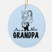 Lächelnde neue Großvater-T - Shirts und Geschenke Keramikornament (Links)