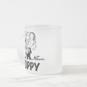 Lächelnde neue Mohnblüten und T - Shirt Mattglastasse (Vorderseite Links)