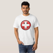 Lächelnde Schweizer Flagge T-Shirt (Vorne ganz)