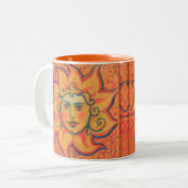 Lächelnde Sonne, Fairytale Fantasy Art, orange gel Zweifarbige Tasse (Vorderseite Links)